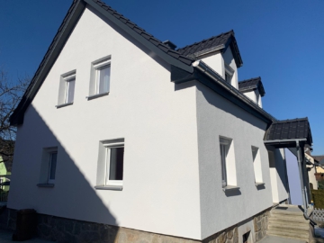 Bild - Charmantes Einfamilienhaus in Köditz – teilsaniert & sofort verfügbar!