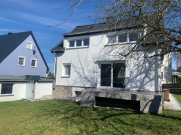 Bild - Charmantes Einfamilienhaus in Köditz – teilsaniert & sofort verfügbar!