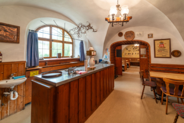 Bild - Wo kann Wohnen schöner sein? Gutshof im Herzen des Fichtelgebirges mit 4 Wohnungen und einer Gewerbeeinheit