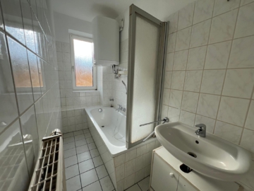 Bild - 3-Zimmer-Wohnung, 88 m², Hof – Energieeffizienzklasse C – nähe Freiheitshalle