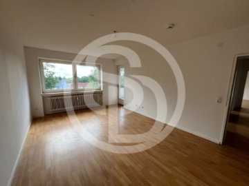 2-Zimmer-Wohnung in Selb Plößberg – 3. OG – sofort bezugsfrei – Aufzug, 95100 Selb / Plößberg, Etagenwohnung