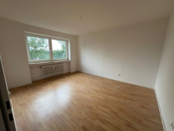 Schlafzimmer - 2-Zimmer-Wohnung in Selb Plößberg – 3. OG – sofort bezugsfrei – Aufzug