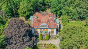 Bild - Herrschaftlich Wohnen mitten in der Stadt Hof/Saale – Jugendstil-Villa – Ein architektonisches Unikat mit Parkanlage
