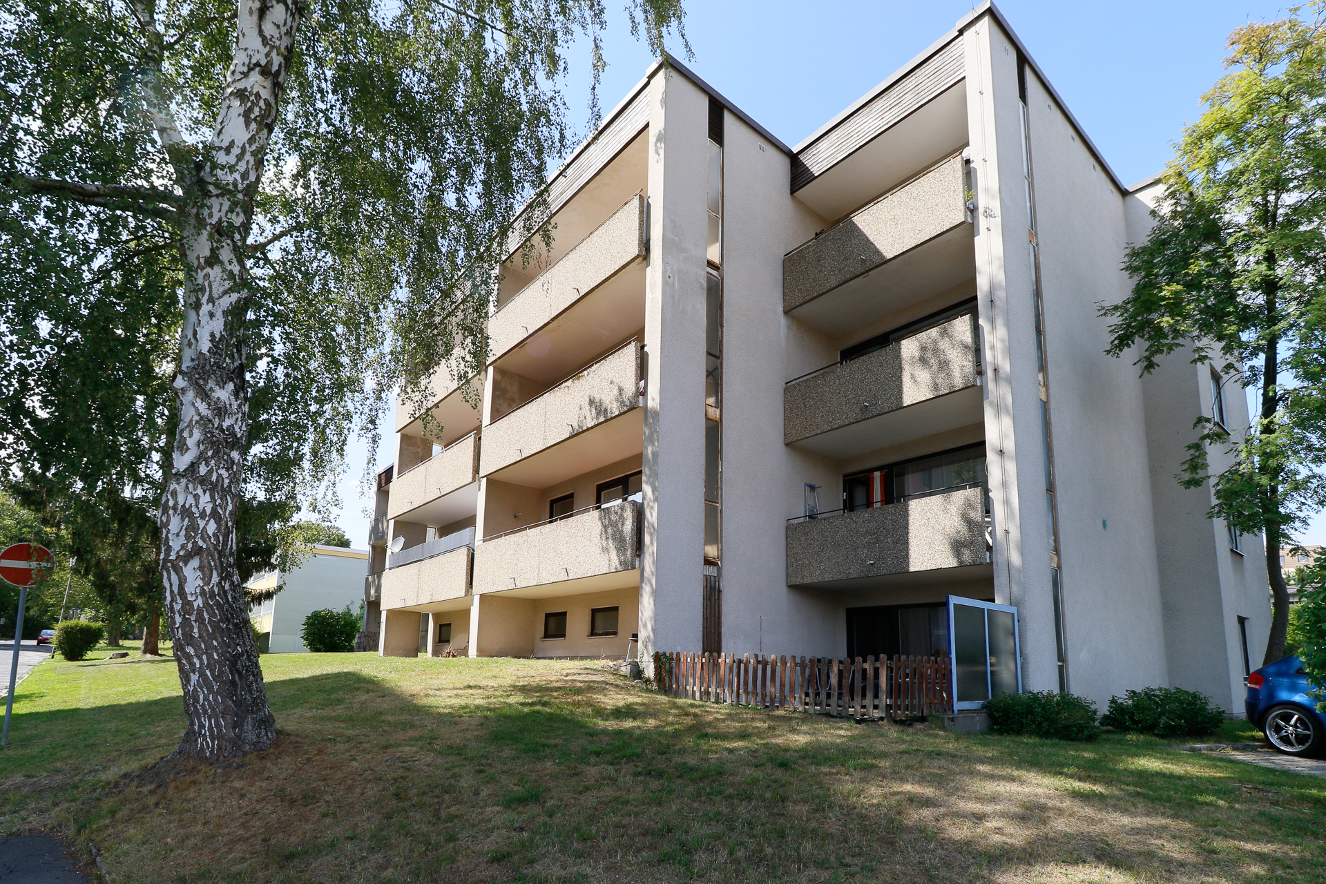 Titelbild - Ihre Investitionschance im schönen Fichtelgebirge: Zwei MFH mit 23 Wohnungen in ruhiger Wohnlage