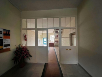 Eingangsbereich - Wohn- & Geschäftshaus in der Innenstadt – Denkmalschutz – Sanierungsgebiet – herrlicher Garten Richtung Saale – WFL ca. 248 m² – GFL ca. 243 m²