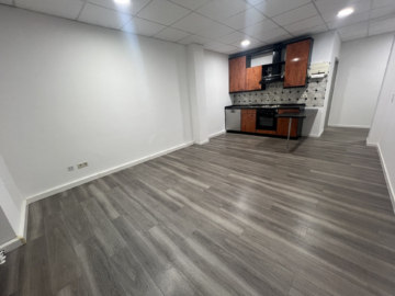 Teeküche 2. OG - Ihre neue Geschäftsadresse am Flugplatz: gepflegte Büro-/Praxisflächen (ab ca. 51 m² ) – Aufzug & Teeküche