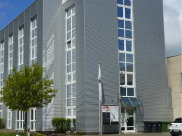 Ihre neue Geschäftsadresse am Flugplatz: gepflegte Büro-/Praxisflächen (ab ca. 51 m² ) – Aufzug & Teeküche, 95032 Hof, Bürofläche