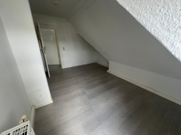 Bild - 3-Zimmer-Wohnung, 56 m², Hof – 4 OG – nähe Freiheitshalle