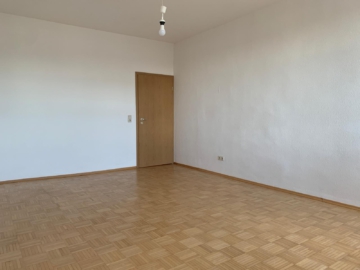 Schlafzimmer - Attraktive 3-Zimmer-Wohnung in zentraler Lage von Hof – ca. 127 m² WFL – 2. OG – Aufzug – Abstellraum