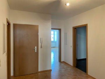 Stilvoll sanierte Wohnung im Herzen der Hofer Altstadt – 2. OG mit Aufzug – ca. 127 m² Wohnfläche, 95028 Hof, Etagenwohnung