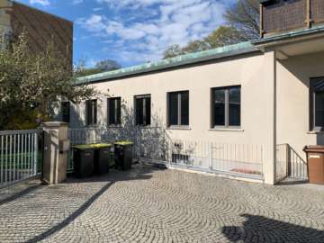 Bild - Ideal für Handwerksbetriebe: Wohn- & Geschäftshaus mit Werkstattbereich, Garagen & Außenstellflächen