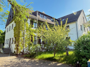 Charmantes Wohnheim mit vielseitigen Nutzungsmöglichkeiten in Hof zu verkaufen, 95032 Hof, Pensionen