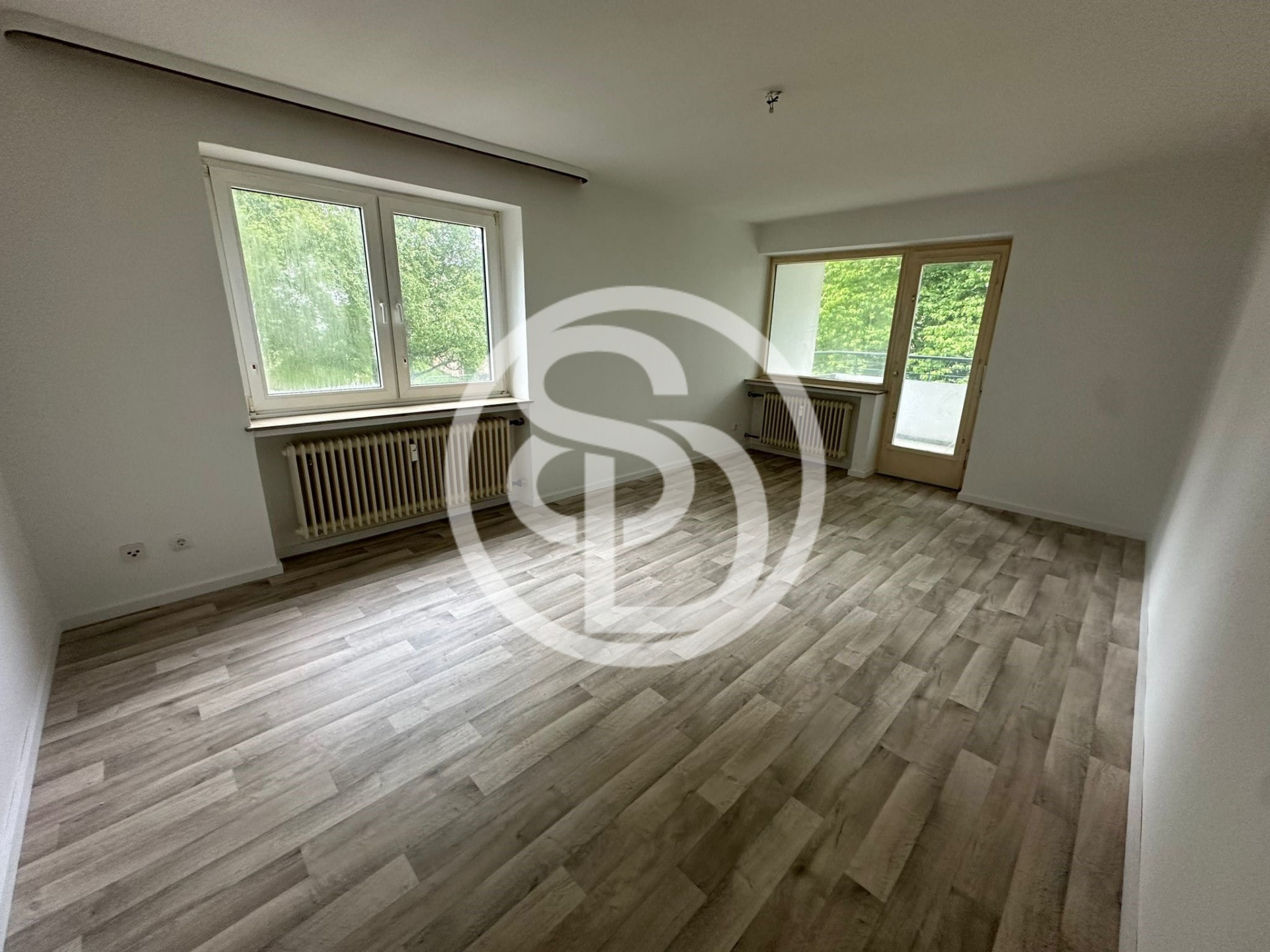 Wohnzimmer - 2-Zimmer-Wohnung – 1. Obergeschoss – Selb – Plößberg – ca. 59 m² Wohnfläche