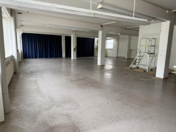 Flexibel anmietbare Gewerbeflächen (Büro, Verkauf, Produktion & Lager) in gepflegtem Produktionsbetrieb, 95126 Schwarzenbach, Halle