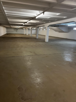Lagerfläche - Warmlagerflächen mit Auf- und Abfahrtrampe, Büros und Sanitäranlagen in Hof (gesamt ca. 650 m²)