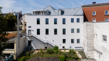 Bild - Erstbezug nach Sanierung: Top moderne, klimatisierte Bürofläche im Herzen der Stadt Hof – Aufzug – barrierefreier Zugang