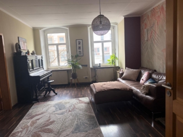 Schlafzimmer - Großzügig wohnen auf 3 Etagen:Schicke Maisonette-Wohnung im Herzen der Stadt Hof(ca. 185 m²) ab 1.12