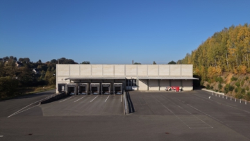 Bild - Kaltlagerhallen Gfl. ca. 13.400 m² in 95145 Oberkotzau – Laderampen, ebenerdige Zufahrt – teilbar ab ca. 4.000 m²