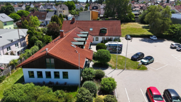 Bild - Vollsaniertes Bürohaus als repräsentative Adresse in Rehau – ideal für Unternehmen mit Anspruch