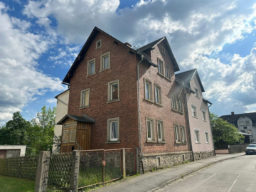 Handwerkerobjekt / Kernsanierungsobjekt mit Entwicklungspotential – Wohnhaus (WF ca. 150 m²) in ruhiger Lage in 95145 Oberkotzau, 95145 Oberkotzau, Einfamilienhaus