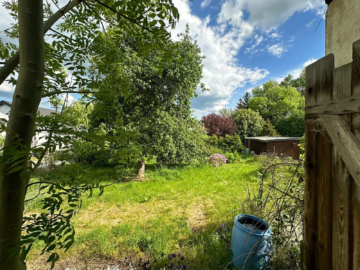 Garten - Handwerkerobjekt / Kernsanierungsobjekt mit Entwicklungspotential – Wohnhaus (WF ca. 150 m²) in ruhiger Lage in 95145 Oberkotzau