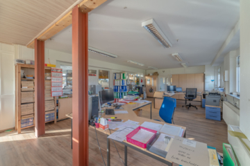 Bild - Großraum Coburg: Gewerbeimmobilie (ca. 1.800 m² Gewerbefl.) in Top-Zustand mit Erweiterungspotenzial