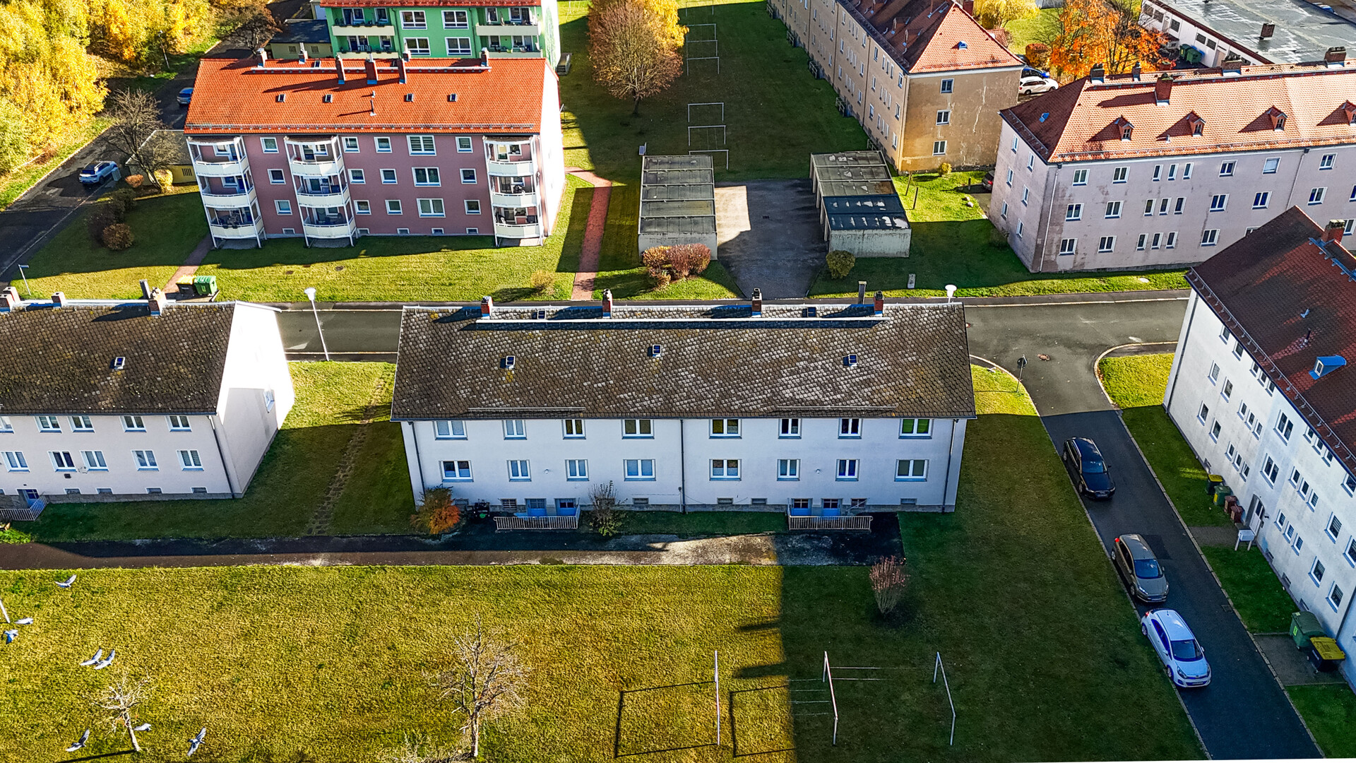Rückwärtige Ansicht - Für Kapitalanleger: Mehrfamilienhaus-Ensemble mit 8 Wohneinheiten in ruhiger Lage von Selb