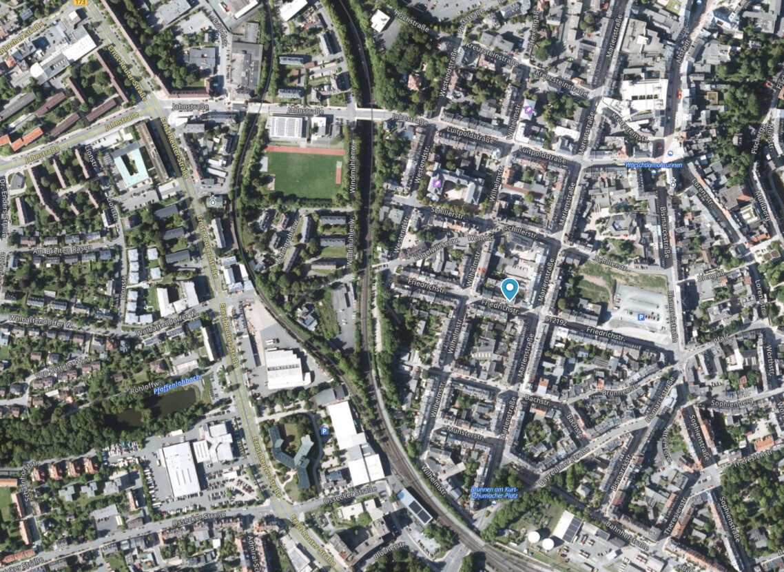 Luftbild - Ideal zur Vermietung: Wohn- & Geschäftshaus mit Potenzial – erhöhte AfA – Gewerbefl. ca. 310 m² – Wohnfl. ca. 195 m²