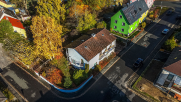 Bild - Großzügiges Unternehmerwohnhaus mit villenähnlichem Grundriss – ca. 185 m² WFL – Grst. 447 m² – sanierungsbedürftig