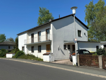 Bild - Großzügiges Unternehmerwohnhaus mit villenähnlichem Grundriss – ca. 185 m² WFL – Grst. 447 m² – sanierungsbedürftig