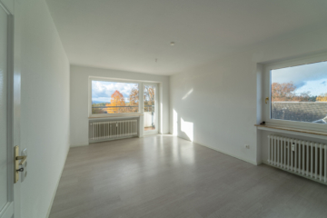 3-Zimmer-Wohnung – 75 m² Wfl. – Balkon – Aufzug – in Selb Plößberg, 95100 Selb / Plößberg, Etagenwohnung