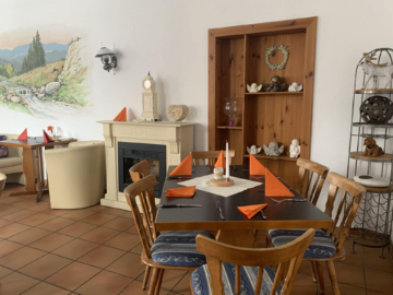 Bild - Landgasthof in Adorf/Bad Elster sucht neuen Eigentümer – Gastronomie mit Pensions-/Hotelbetrieb, großer Terrasse mit Biergarten, Parkfläche, Garagen, u.v.m. – sofort zu verkaufen