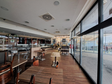 Bistrobereich - Großzügige, gut erreichbare Gewerbefläche (ca. 231 m²) im Gewerbegebiet Münchberg Nord – Nähe zur A9