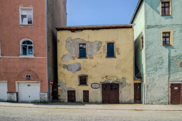 Bild - Innerstädtischer historischer Gewerbekomplex sucht neuen Eigentümer, sichere Mieteinnahmen bis 12/28