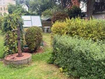 Garten - 7 % Rendite! – Wohn- & Geschäftshaus im Luftkurort Marktneukirchen – 7 Wohneinheiten, 1 Gewerbeeinheit – Denkmalschutz