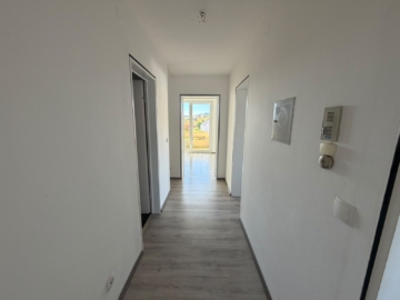 Bild - Attraktive 2-Zimmer-Wohnung mit Balkon und ca. 56 m² Wohnfläche in Wunsiedel