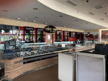 Verkaufstheke - Gewerbefläche (ca. 164 m²) in Münchberg/Gewerbegebiet – direkt an der A9 – erweiterbare Fläche