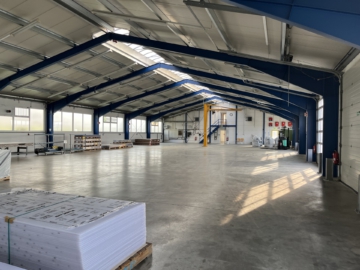 Bild - Lager-/Produktionshalle in Rehau – ca. 840 m² Nutzfläche – Büro + Sozialräume