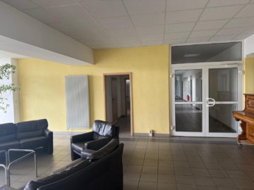 Innenansicht / Eingangsbereich - Bürogebäude mit angrenzendem Wertstoffhofgelände in Plauen – Gewerbegebiet