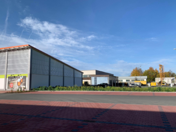 An Hauptverkehrsader zwischen Oberkotzau und Hof: Neubau-Gewerbefläche zu vermieten ca. 1.011 m², 95145 Oberkotzau, Verbrauchermarkt