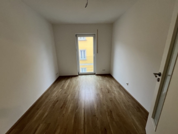 Arbeitszimmer - 4-Zimmer-Wohnung in Rehau – Balkon – Garage mit direktem Zugang zum TH – Aufzug – Baujahr 2016
