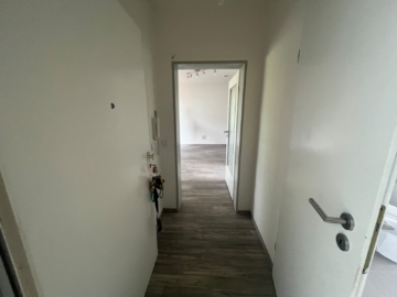 Bild - 1-Zimmer Wohnung in Selb – mit Einbauküche und Balkon perfekt für Singles