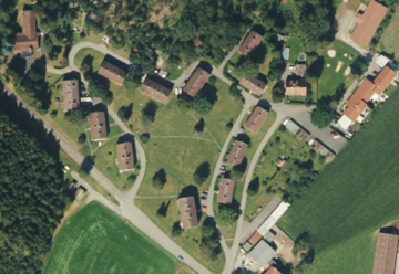 Attraktives Immobilienpaket mit viel Potenzial: 12 MFH in Brunnenthal (Nähe Hof) – 52 WE – Grst. 19.168 m², 95189 Köditz / Brunnenthal, Haus