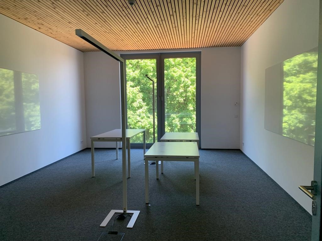 Beispielansicht Büroraum ca. 36 m² - Moderne Bürofläche in Naila/Frankenwald – ca. 108 m² mit 3 Räumen – professionelles Arbeitsumfeld