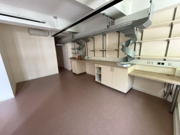 Bild - Attraktives Geschäftshaus mit Entwicklungspotenzial in bester Innenstadtlage von Hof – Grundstück ca. 520 m² – Gesamtfläche ca. 344 m²