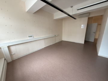 Bild - Attraktives Geschäftshaus mit Entwicklungspotenzial in bester Innenstadtlage von Hof – Grundstück ca. 520 m² – Gesamtfläche ca. 344 m²