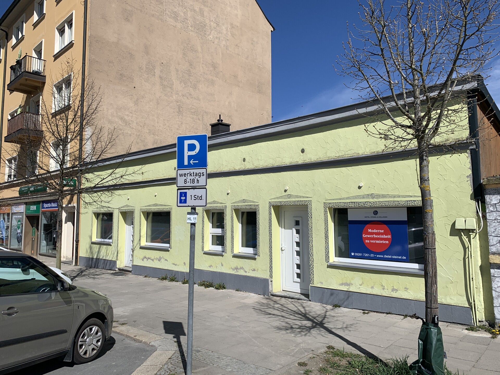 Außenansicht - Top-Location am Hauptbahnhof: Sofort nutzbare Gewerbefläche mit kleiner Terrasse – ideal für Café/Imbiss