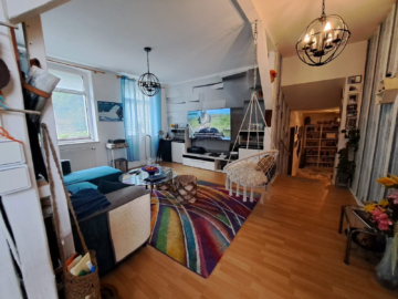 gepflegte Eigentumswohnung in 08626 Adorf – ca. 73 m² Wohnfläche – 2 Zimmer – Keller – Innenhofnutzung – zentrale Lage, 08626 Adorf, Etagenwohnung