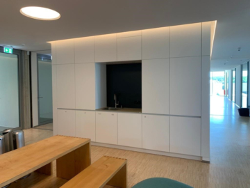 Teeküche auf der Etage - Erstbezug: Repräsentative, moderne Büroräume in Naila/Frankenwald – ca. 72 m² Bürofläche mit Aufzug