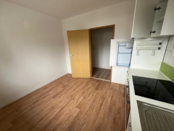 Bild - 1-Zimmer-Wohnung in Selb – mit Einbauküche und Balkon – perfekt für Singles